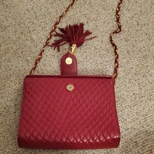 Elegant Red Quilted Shoulder Bag